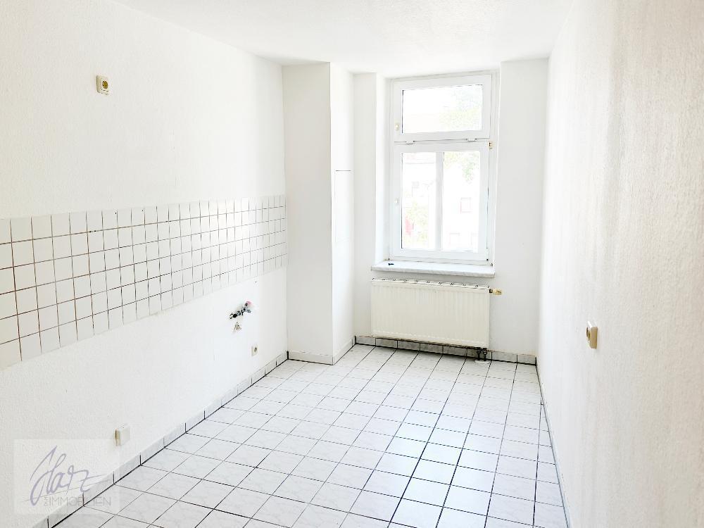 ***HIER FINDET IHRE GANZE FAMILIE PLATZ*** – 5-Raum-Wohnung mit durchdachtem Grundriss & 2 Tageslichtbädern - Foto 2