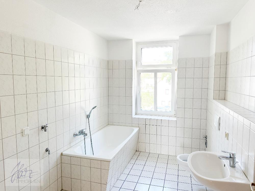 ***HIER FINDET IHRE GANZE FAMILIE PLATZ*** – 5-Raum-Wohnung mit durchdachtem Grundriss & 2 Tageslichtbädern - Foto 5