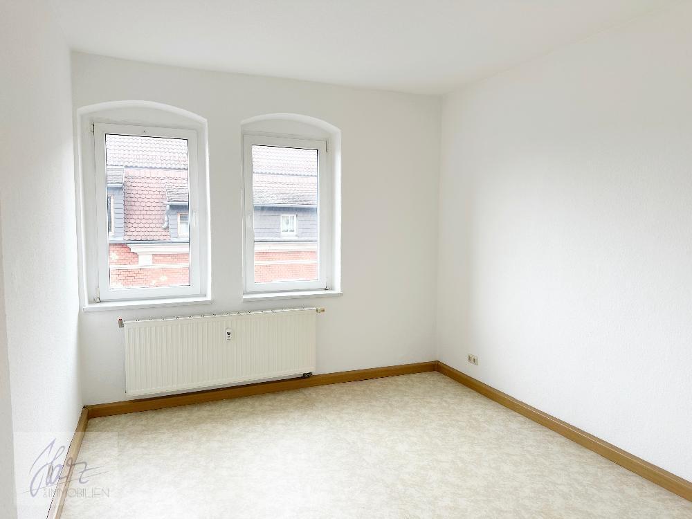 ***WILLKOMMEN IN IHREM NEUEN ZUHAUSE*** Renovierte & helle 2-Raum-Wohnung ab sofort zu vermieten - Photo 1