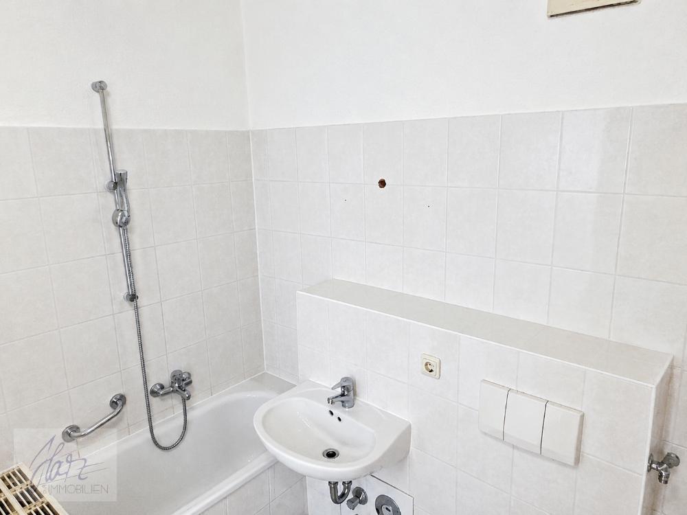 ***WILLKOMMEN IN IHREM NEUEN ZUHAUSE*** Renovierte & helle 2-Raum-Wohnung ab sofort zu vermieten - Photo 5
