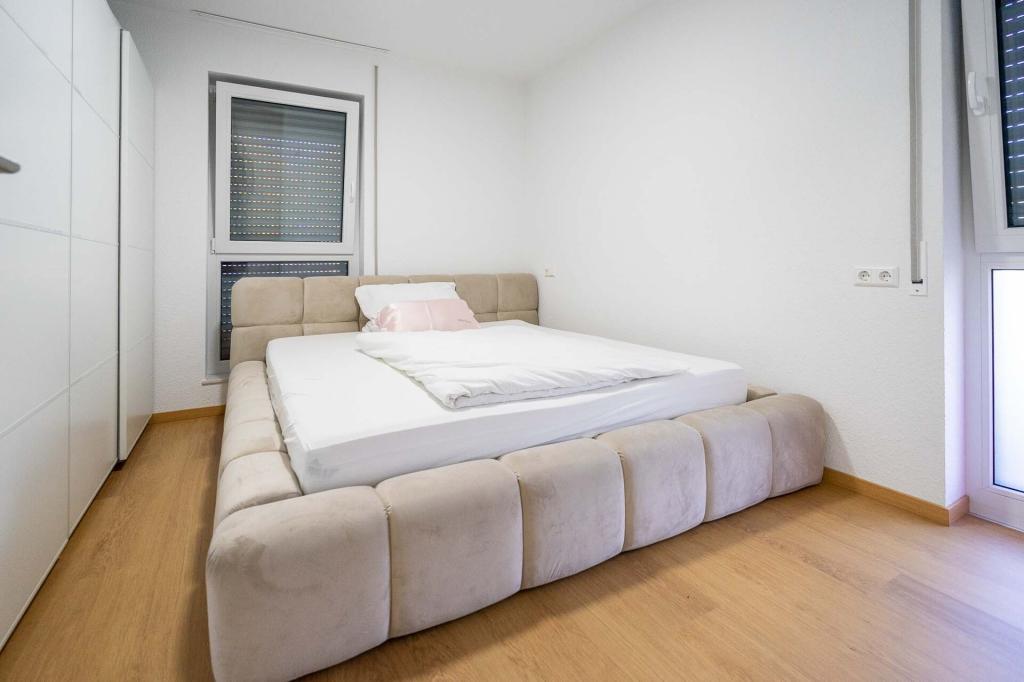 Moderne 2-Zimmer-Erdgeschosswohnung mit Loggia und hochwertiger Ausstattung - Foto 3