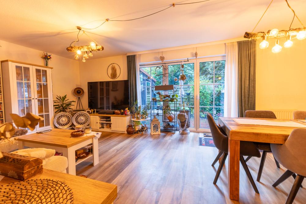 Gepflegte 2-Zimmer-Erdgeschosswohnung mit Terrasse in Südlage nahe dem Stadtzentrum - Photo 1