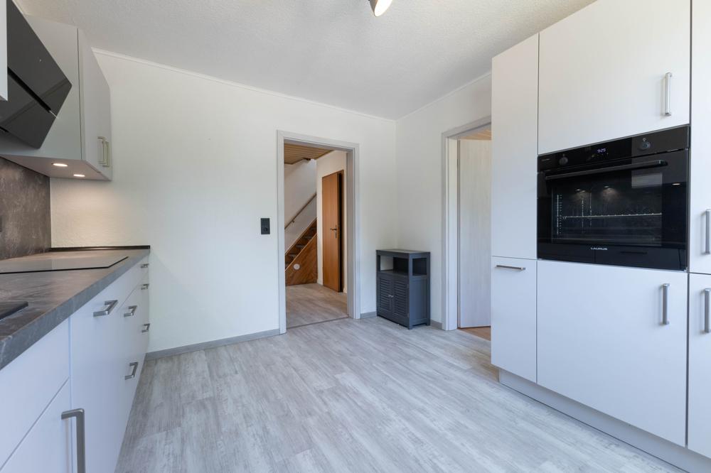 Teilmodernisiertes Einfamilienhaus in Norddeich zu vermieten - Photo 4