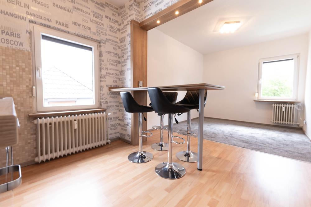 Gepflegte 2-Zimmer-Wohnung im 1. Obergeschoss in zentrumsnaher Wohnlage in Albersdorf - Foto 1