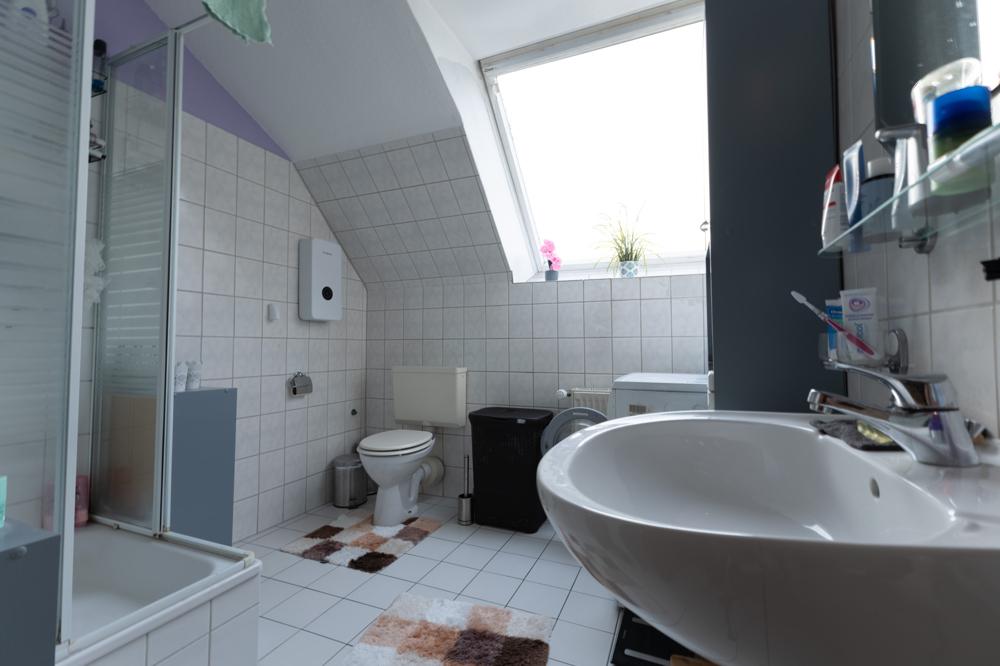 Gepflegte 3 Zimmer-Wohnung im 1. Obergeschoss in zentrumsnaher Wohnlage in Wesselburen - Foto 5