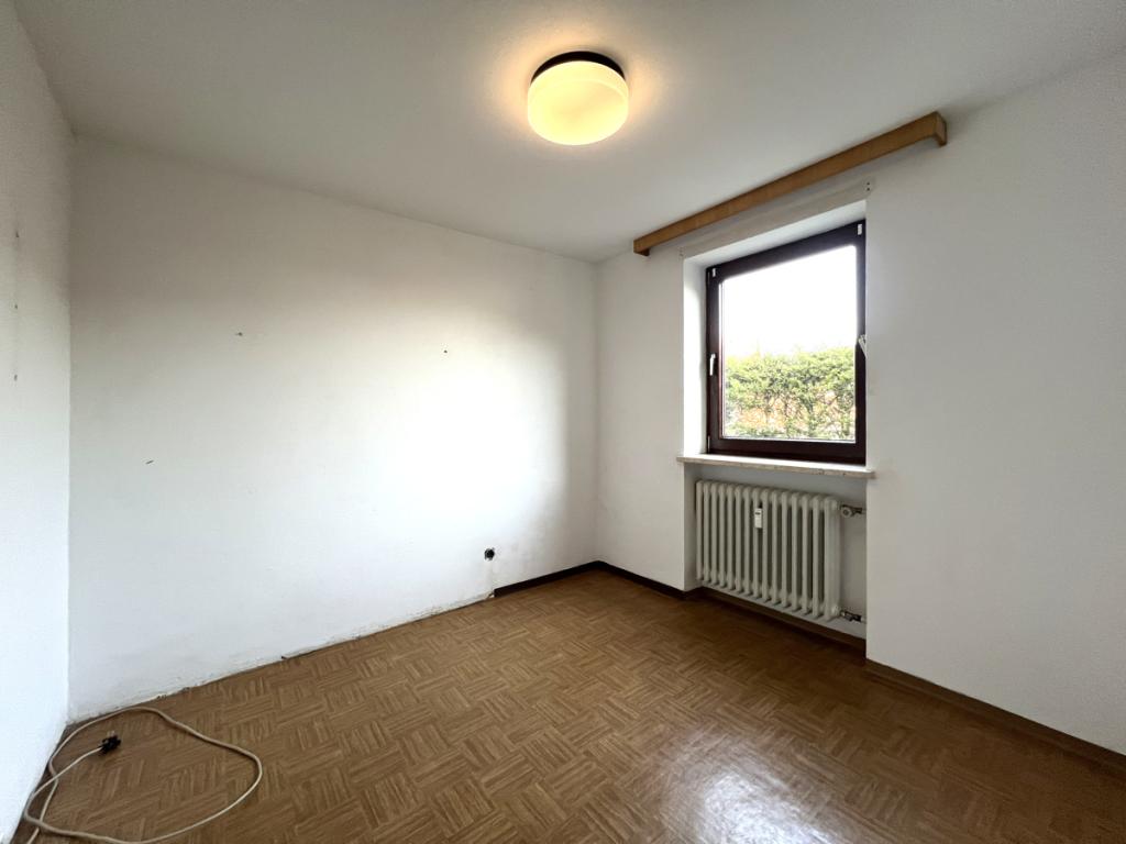 Bügel/Büro EG