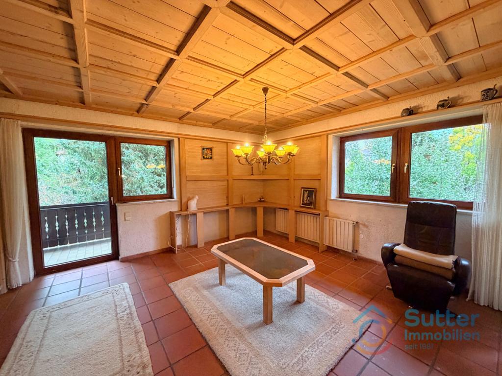 Gepflegte 2 Zimmer-Wohnung mit Einbauküche und zwei Balkonen - Foto 1
