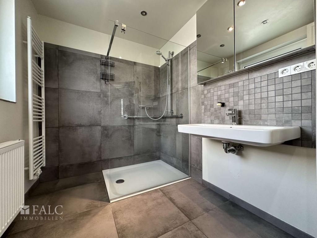 Badezimmer EG