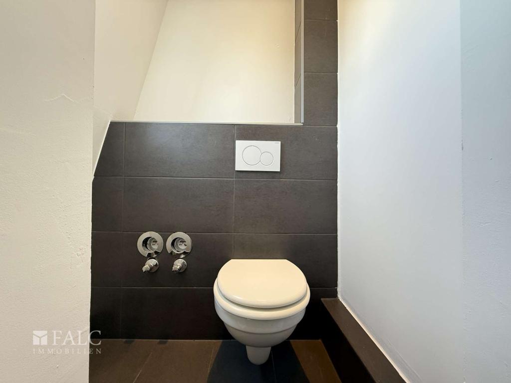 ***Frisch sanierte, helle 4 Zimmer Wohnung in Bahnhofsnähe*** - Foto 4