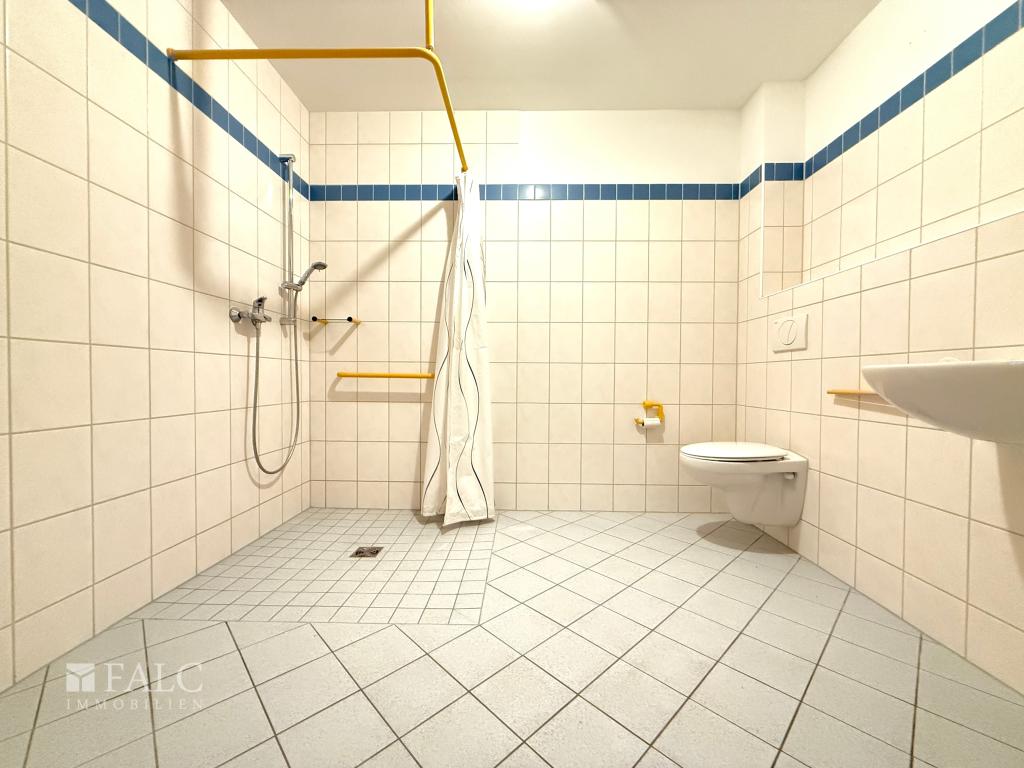 ***Seniorengerechte 2 Zimmer Wohnung in ruhiger Lage am REWE-Markt*** - Foto 4