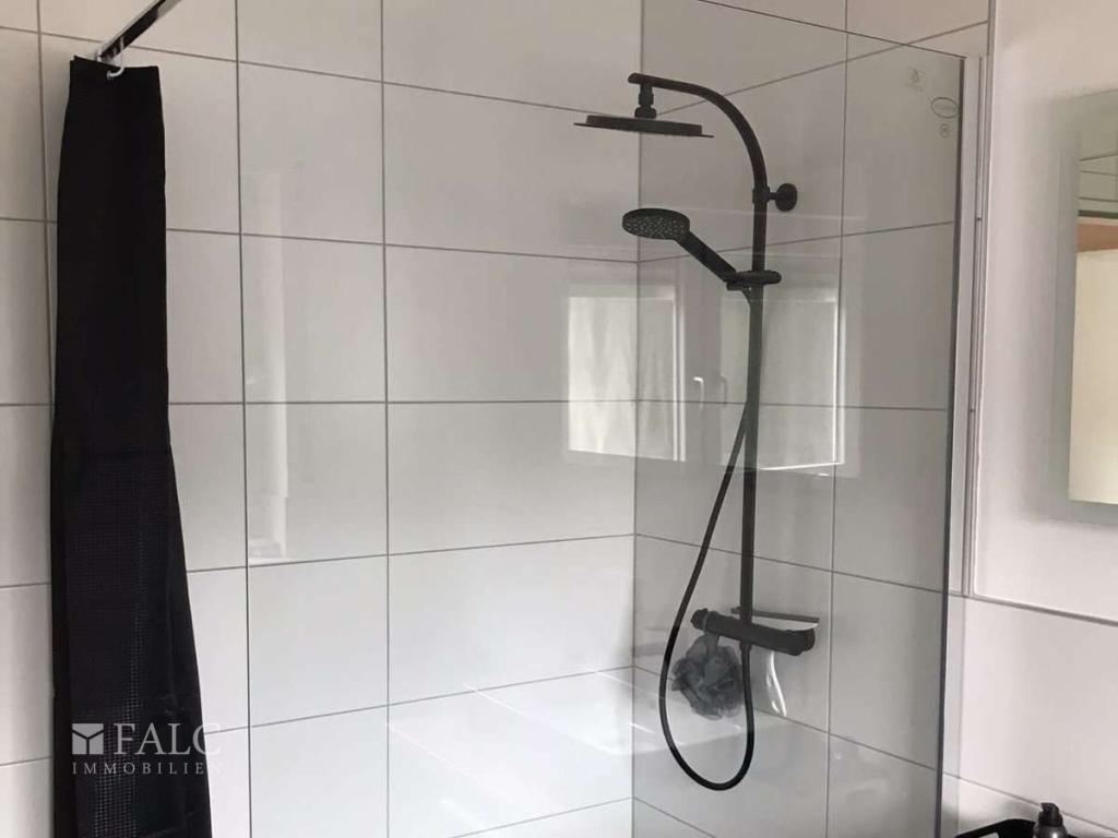 hochwertige, teilmöblierte 2-ZKB in Geislautern - Foto 3