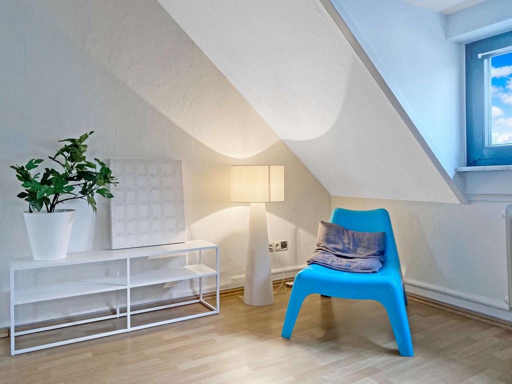 DG-Wohnung | 2. OG | eingerichtet & ausgestattet - Photo 4