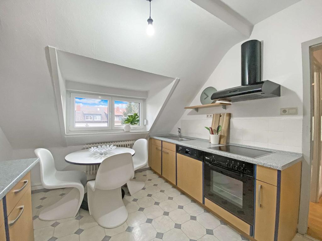 DG-Wohnung | 2. OG | eingerichtet & ausgestattet - Photo 3