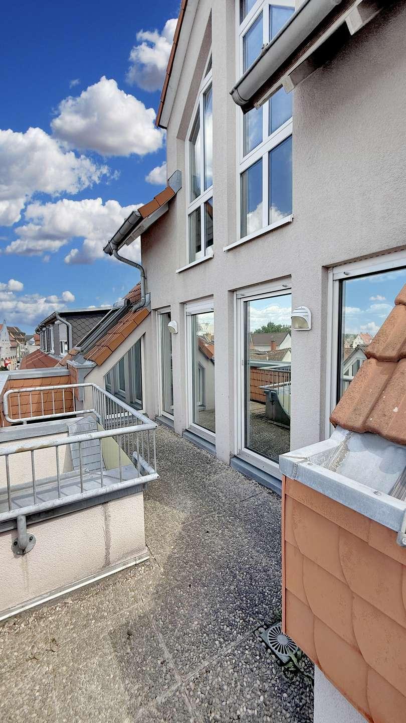 4. OG Balkon