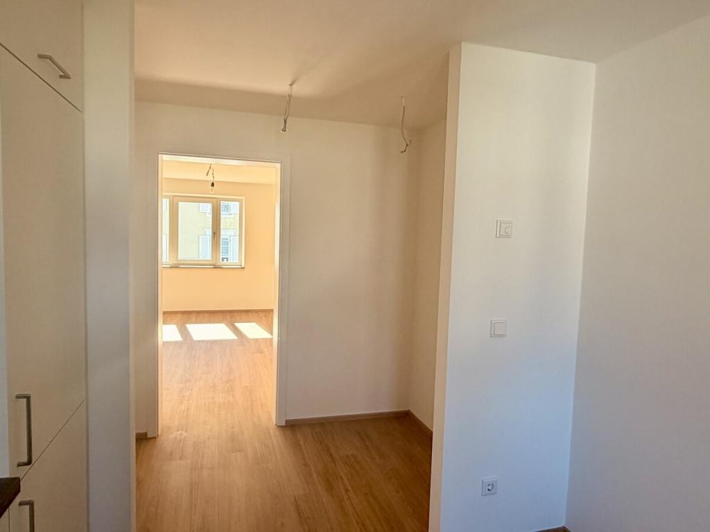 Zentrale Lage. Inkl. Küche. Saniert - Photo 4