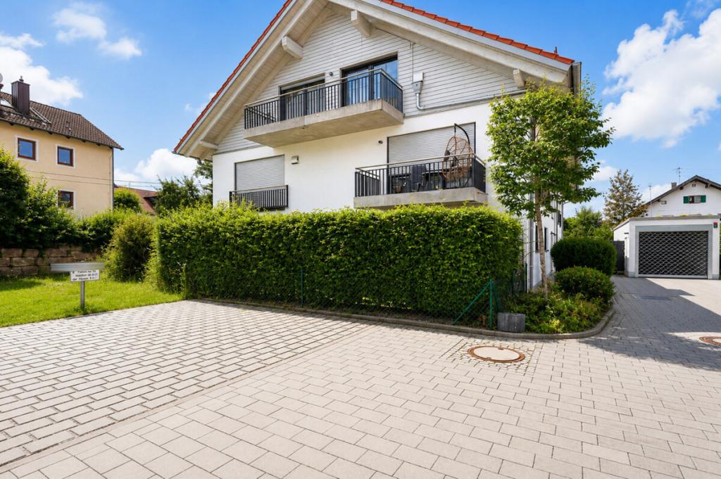 Moderne 3-Zimmer-Dachgeschosswohnung mit Ostbalkon - Foto 4