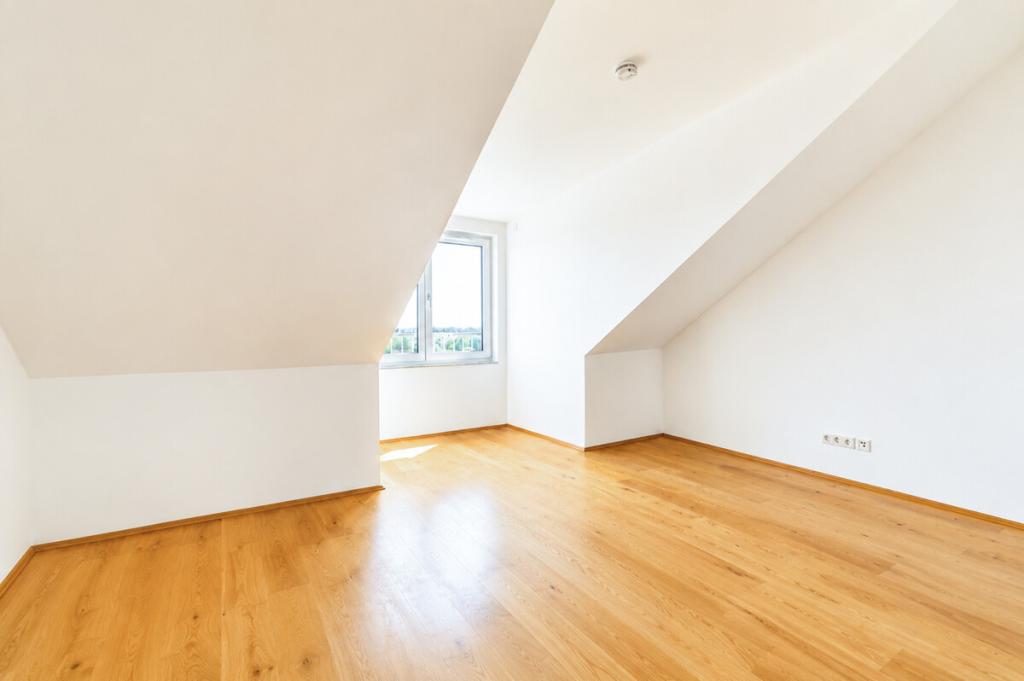 ERSTBEZUG! Moderne 4-Zimmer-Dachgeschosswohnung - Photo 5
