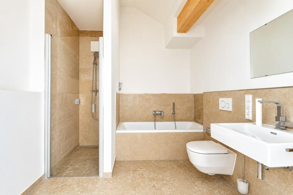 ERSTBEZUG! Moderne 4-Zimmer-Dachgeschosswohnung - Photo 1