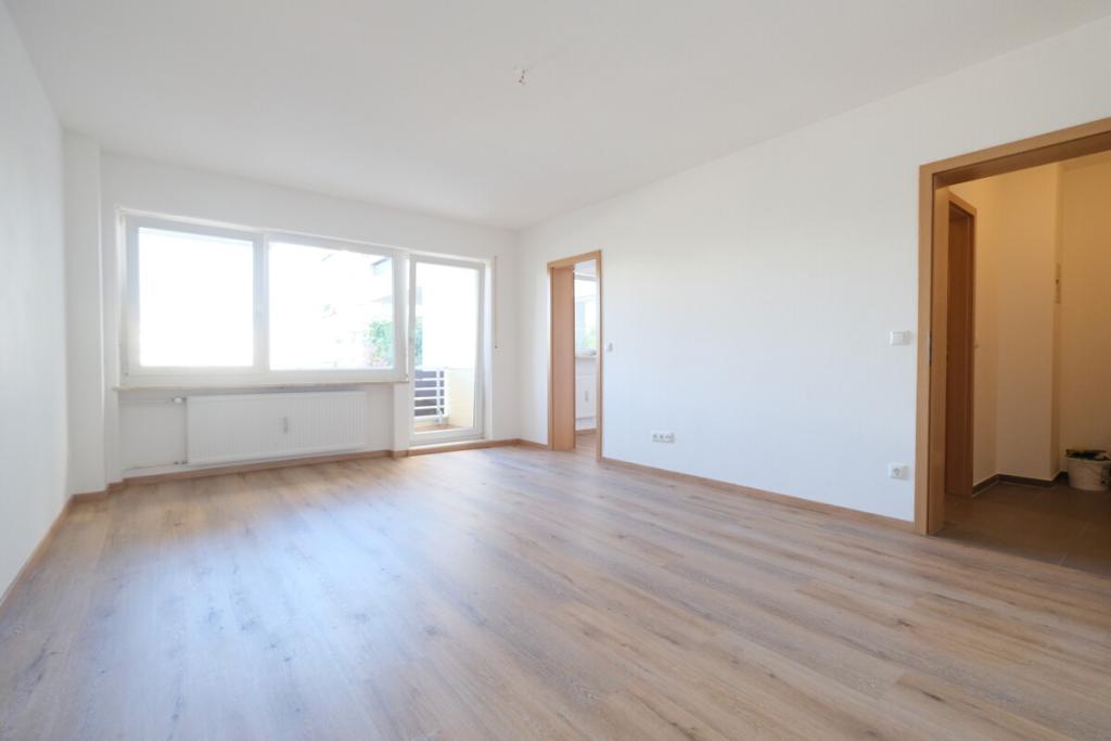 1 Zimmer. Aufzug. Frei ab sofort - Photo 2