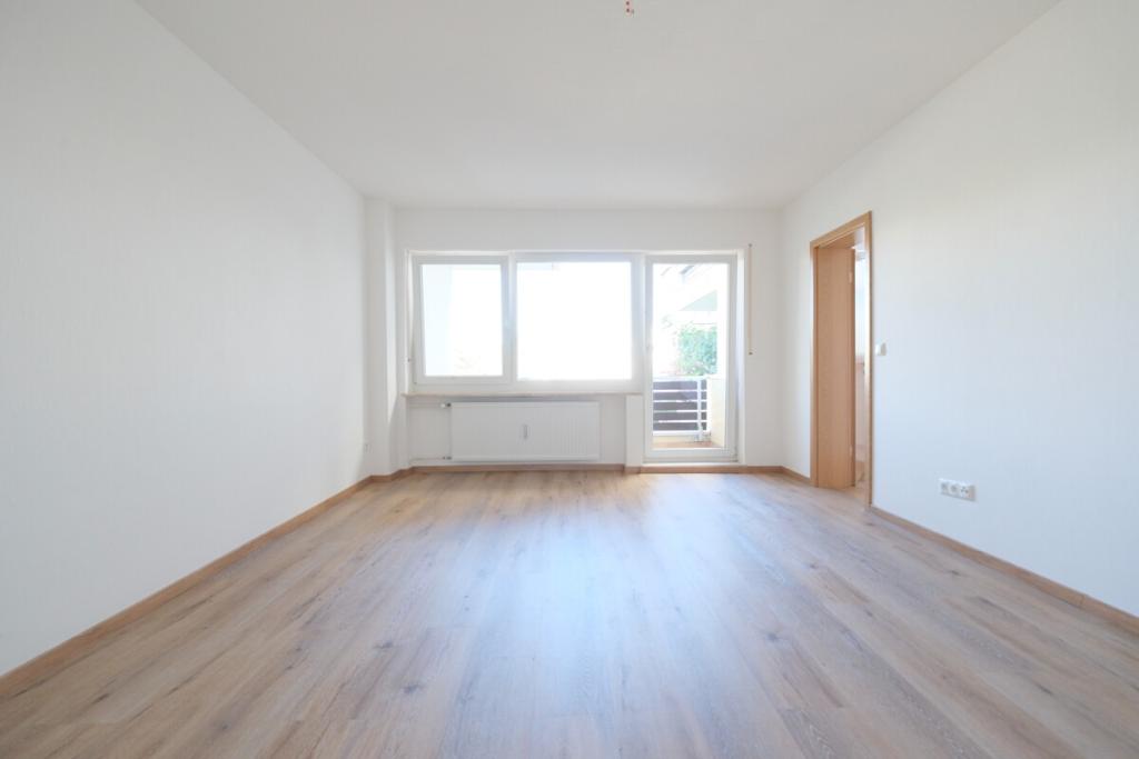 1 Zimmer. Aufzug. Frei ab sofort - Photo 1