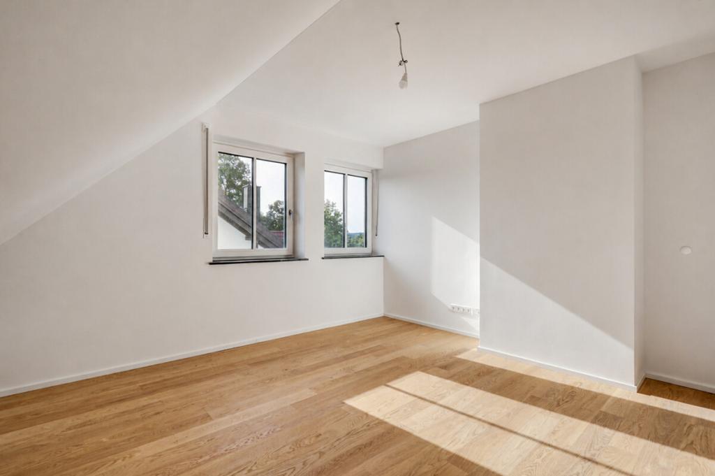 Großzügige 4-Zimmer-Dachgeschosswohnung in bester Gautinger Lage - Photo 3