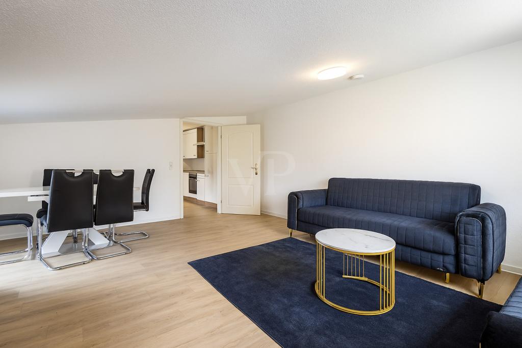 Wohnzimmer (2. OG)