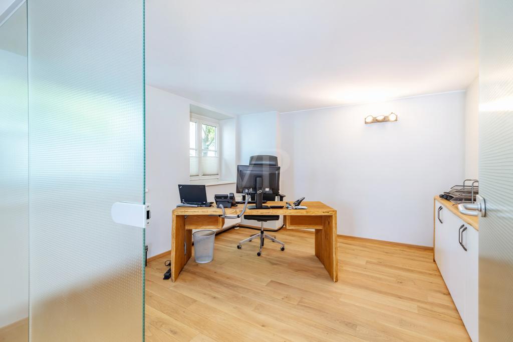 Büro