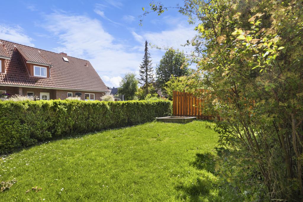 Garten vorderer Bereich