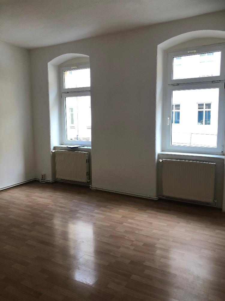 helle 2-Raum Wohnung im EG mit Einbauküche - Singlewohnung, Studentenwohnung Bahnhofsvorstadt - Foto 1