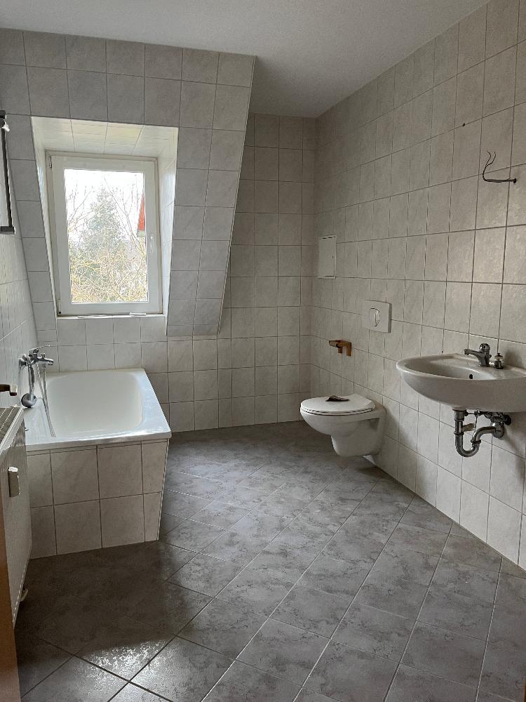 gemütliche 2-Raumwohnung im Dachgeschoss sucht neue Mieter - Foto 3