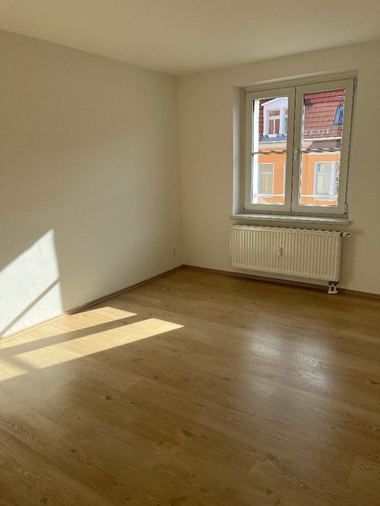 3 Raum Wohnung in ruhiger Lage 3. OG rechts mit großem sonnigen Balkon - Photo 3