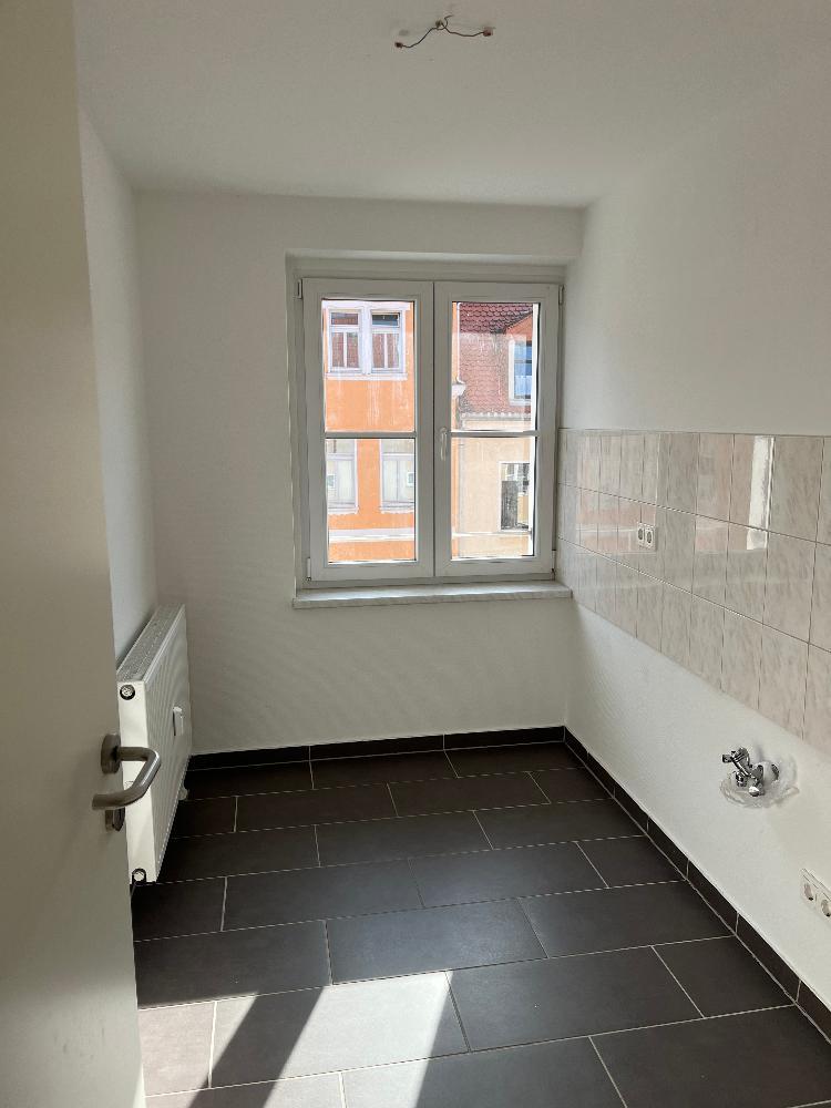 3 Raum Wohnung in ruhiger Lage 3. OG rechts mit großem sonnigen Balkon - Photo 5