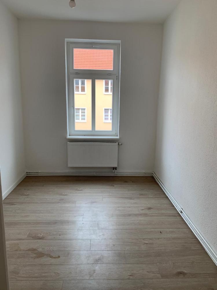 2 Raum Wohnung in ruhiger Lage 2. OG rechts mit Balkon - Photo 4