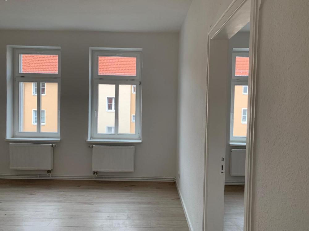 2 Raum Wohnung in ruhiger Lage 2. OG rechts mit Balkon - Photo 3