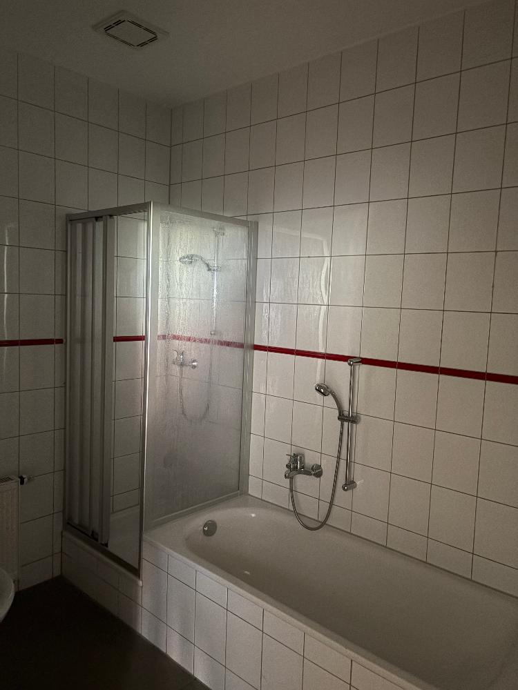 Großzügiges Altstadt-Juwel mit Denkmal-Charme Lichtdurchflutete 3-Zimmer-Wohnung im 2.OG mit Aufzug im Zentrum von Freiberg - Foto 3