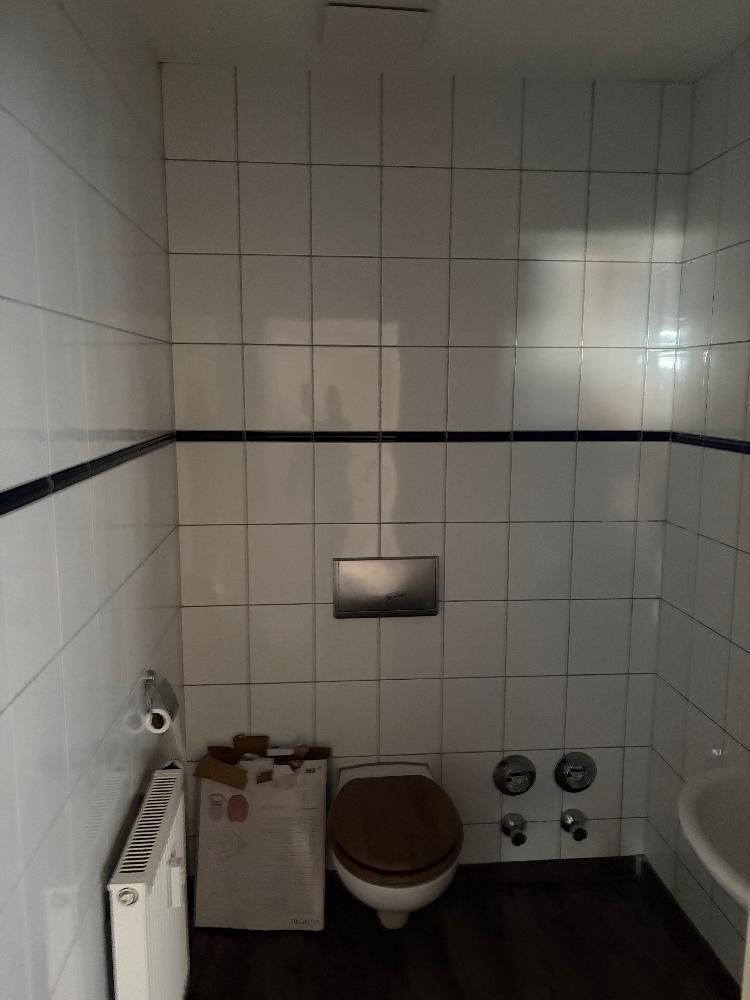 Urbanes Wohnen im geschichtsträchtigen Einzeldenkmal Großzügige 3-Zimmer-Wohnung im 3.OG mit Aufzugskomfort in Freibergs Top-Lage - Foto 2