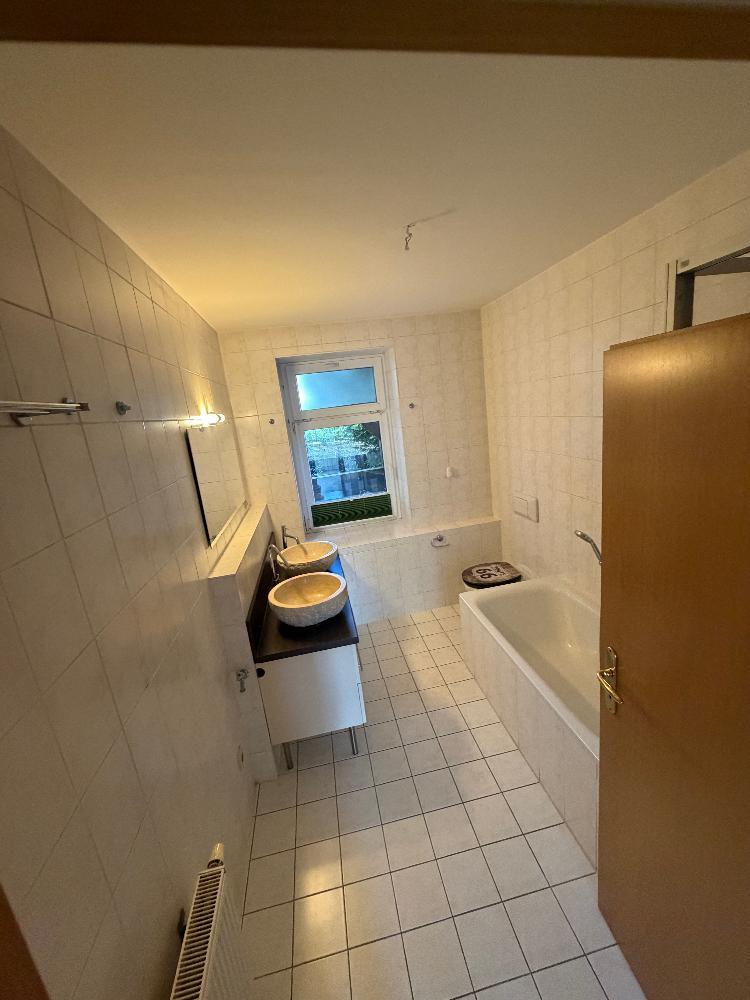 Zentraler Wohn-t-raum in der Silberstadt Freiberg – Erdgeschosswohnung mit Balkon & Blick ins Grüne - Photo 3
