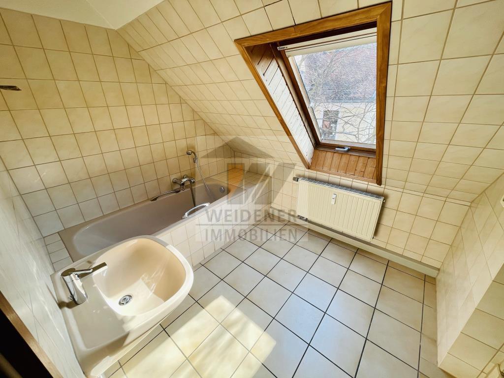 Große 2,5-Raum-Wohnung mit Wanne und Dusche! Maisonette! - Photo 4