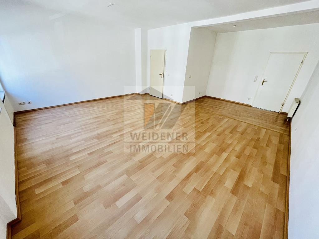 Wohnen in Gera Untermhaus! 3 Raum Wohnung mit Balkon (Südseite) und großen Wohnzimmer! - Photo 2