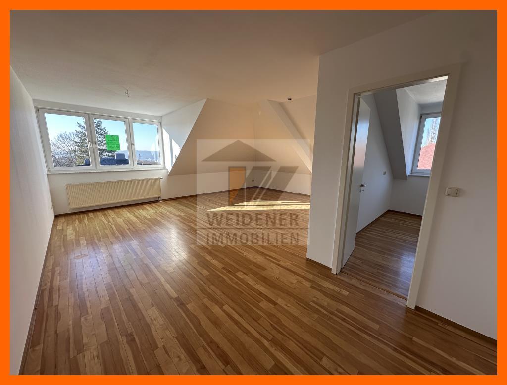 Sehr helle 2 Raum-Whg. mit Ausblick über die Stadt und Garage und *Bungalow auf dem Grundstück - Foto 2