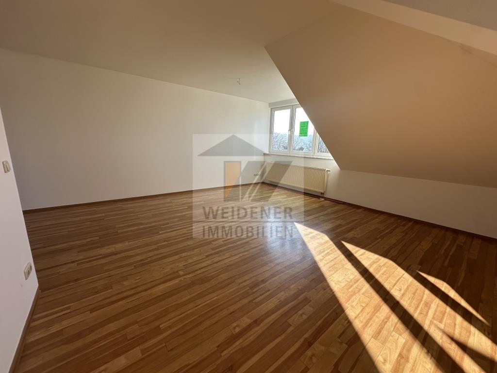 Sehr helle 2 Raum-Whg. mit Ausblick über die Stadt und Garage und *Bungalow auf dem Grundstück - Foto 3