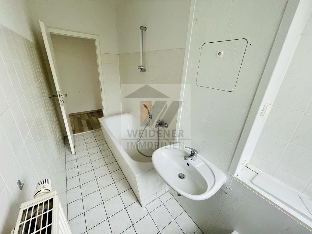 4 Raum Whg. mit Balkon gesucht? Nähe von AMAZON in Gera-Langenberg! - Foto 2