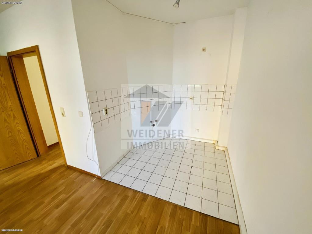 Wohnzimmer mit Küche 2.OG li.