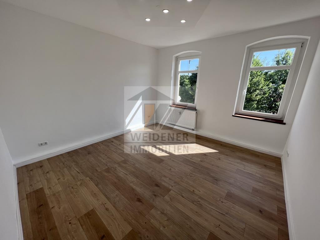 Sanierte 4-Raum-Wohnung mit Balkon und Einbauküche! - Foto 4