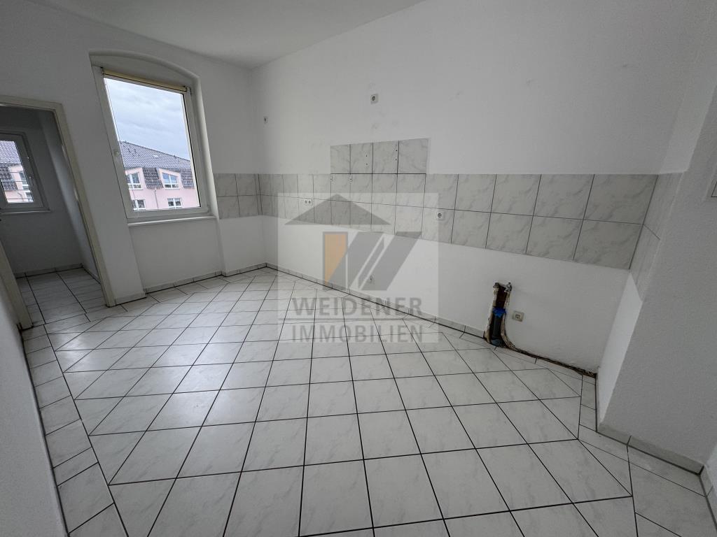 Tierparkseite-Debschwitz! Großzügige 3-Raum Wohnung mit großem Balkon! - Photo 1