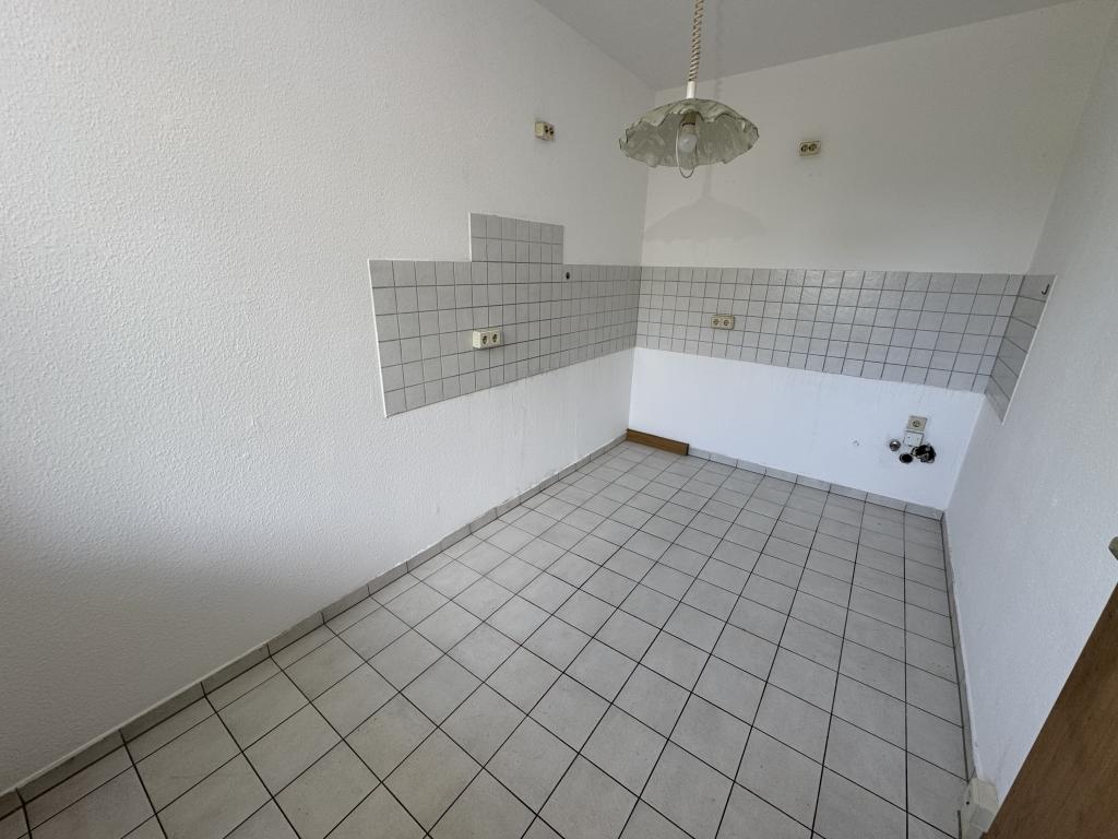 mit Wintergarten und Balkon: helle 2-Raum-Wohnung in Gera-Bieblach! - Photo 3