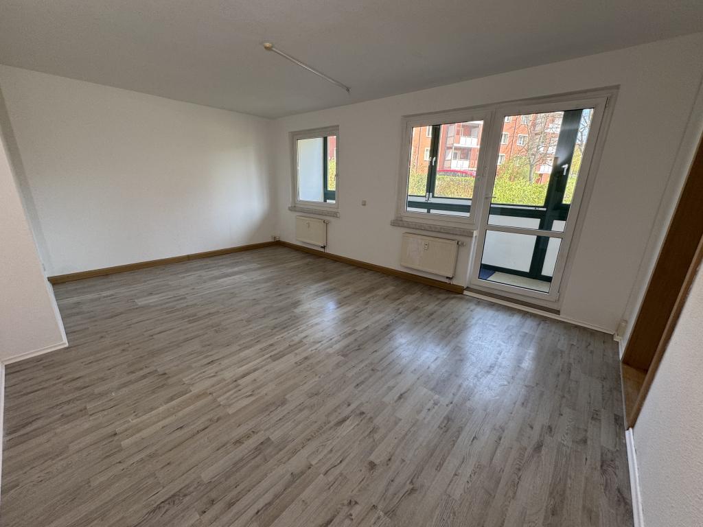 helle 2-Raum-Wohnung mit Wintergarten und Blick ins Grüne: in Gera-Bieblach! - Photo 1