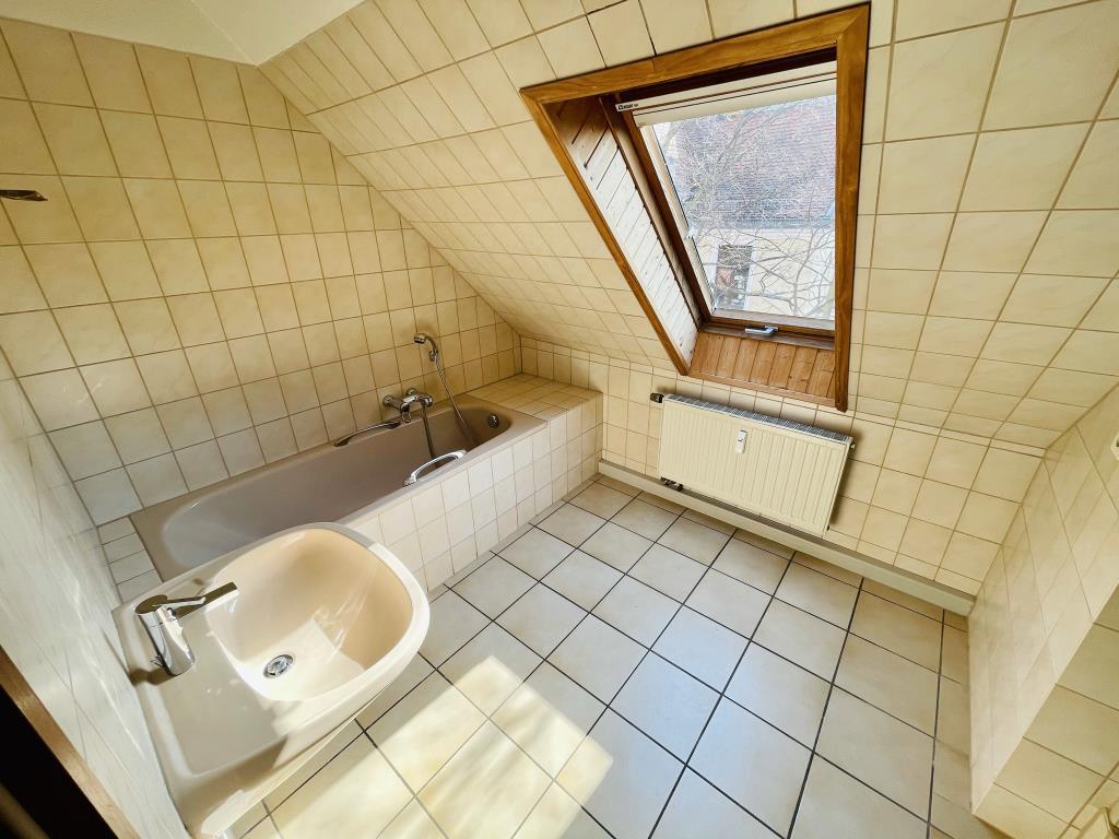 Große 2,5-Raum-Wohnung mit Wanne und Dusche! Maisonette! - Photo 3