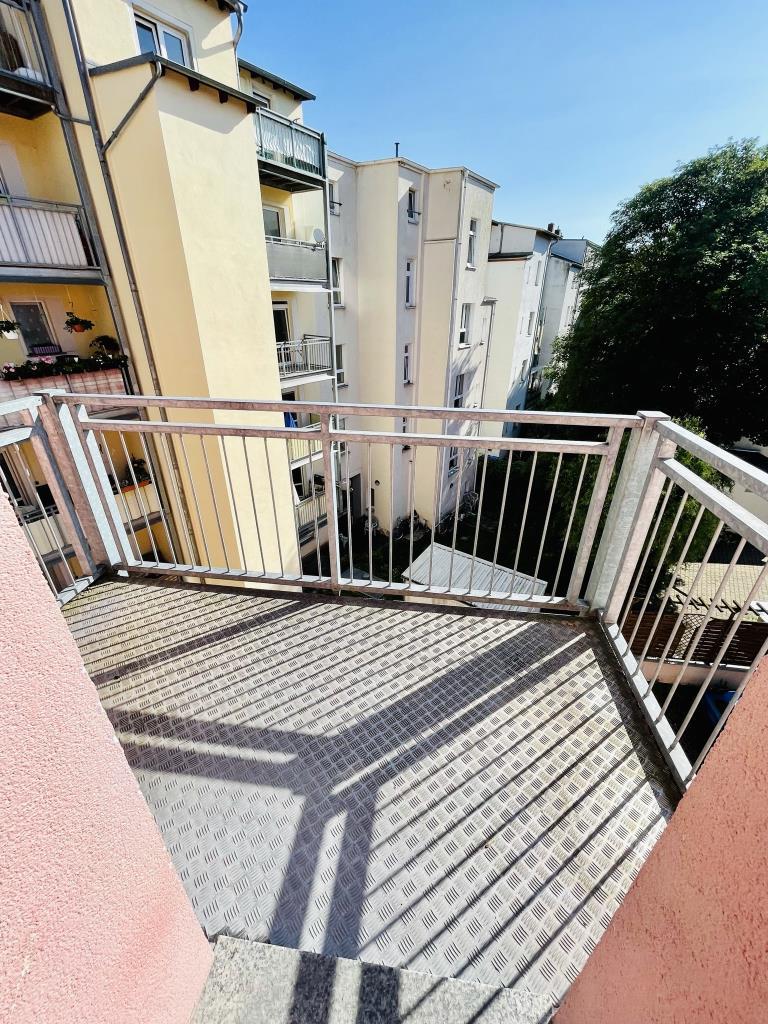 Zentrumsnahe 3-Raum Wohnung mit Balkon, Bad mit Dusche & Wanne! - Foto 5