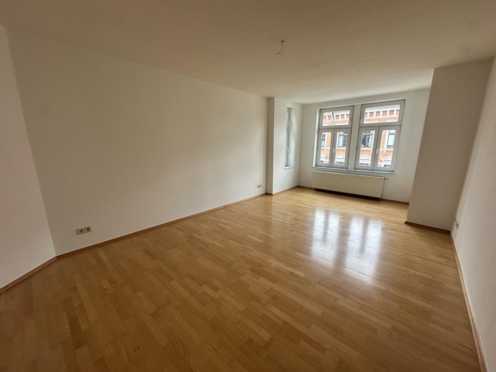 Attraktive DG-Maisonettewohnung in Gera Untermhaus nahe dem Küchengarten und Hofwiesenpark! - Photo 2